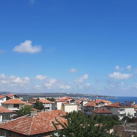 Family Hotel Favourite Obzor Bagian luar foto