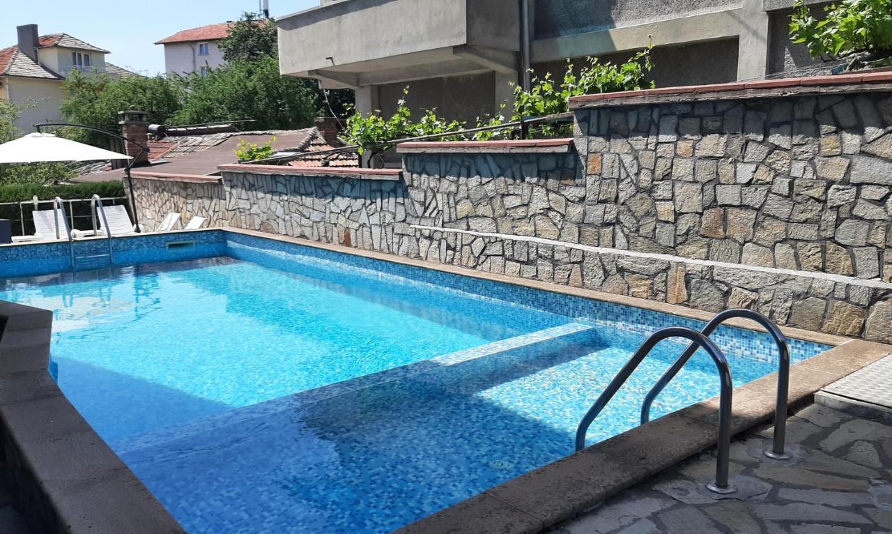 Family Hotel Favourite Obzor Bagian luar foto